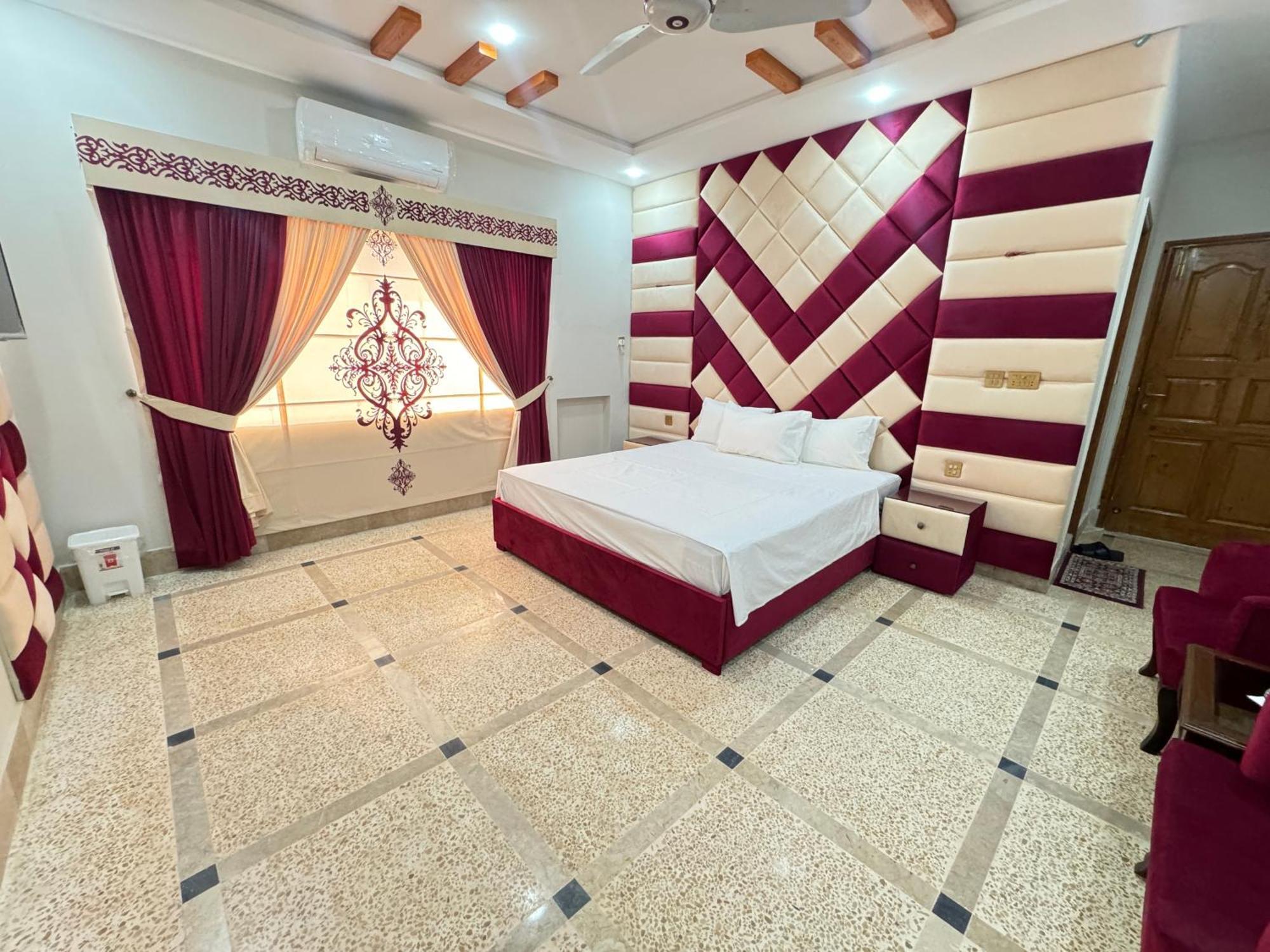 Royal Executive Inn Guest House Iszlámábád Kültér fotó
